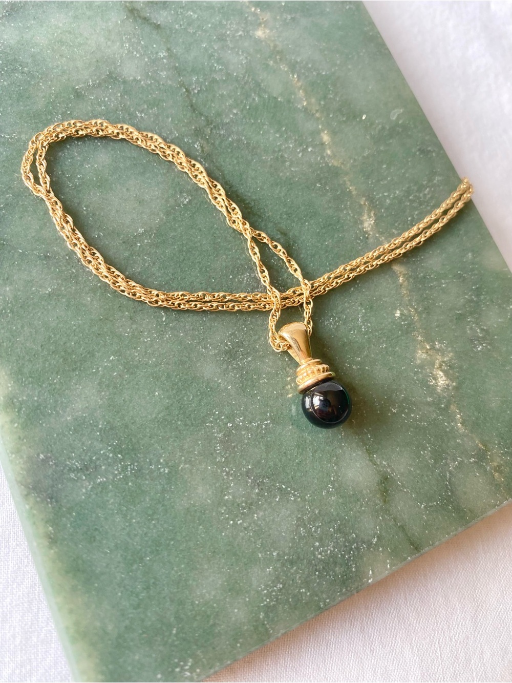 Vintage James Avery Onyx and 14K Gold pendant and Gold Chain [READ DESCRIPTION] - Picture 2 of 7